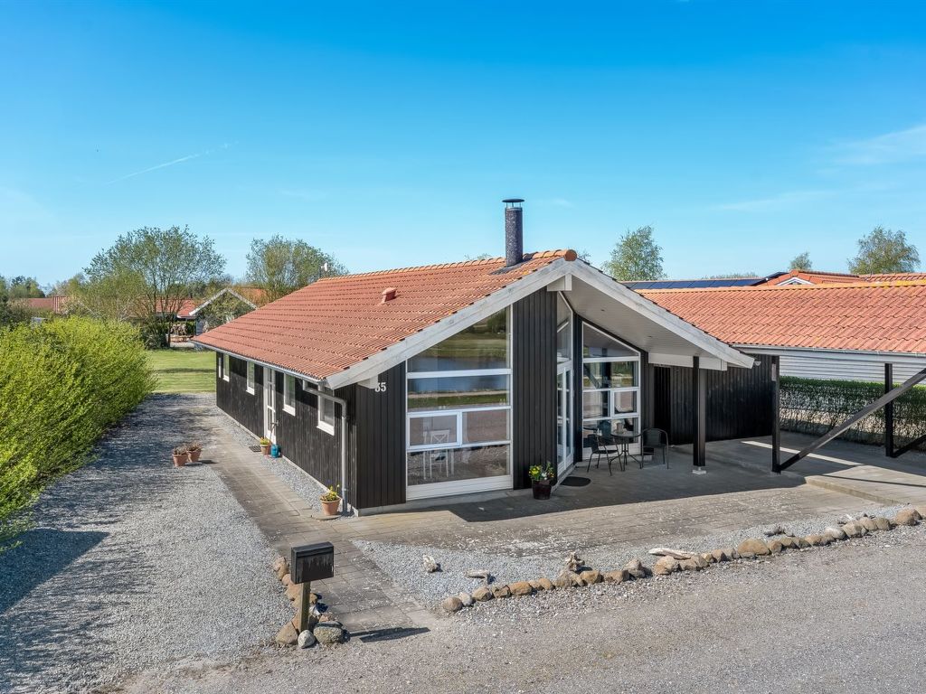 "Yalene" - 1.2km from the sea | Boeken bij Flickmyhouse