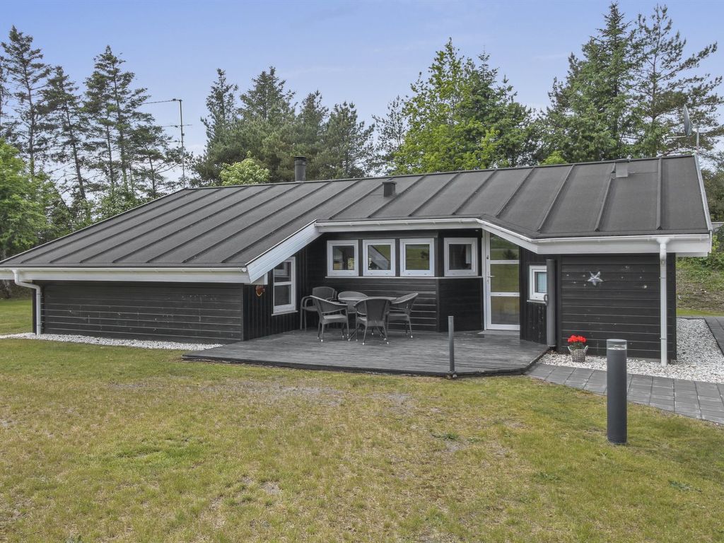 "Vojdan" - 2km from the sea | Boeken bij Flickmyhouse