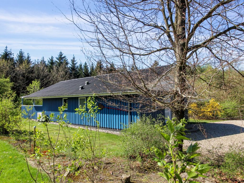 "Alia" - 30km from the sea | Boeken bij Flickmyhouse