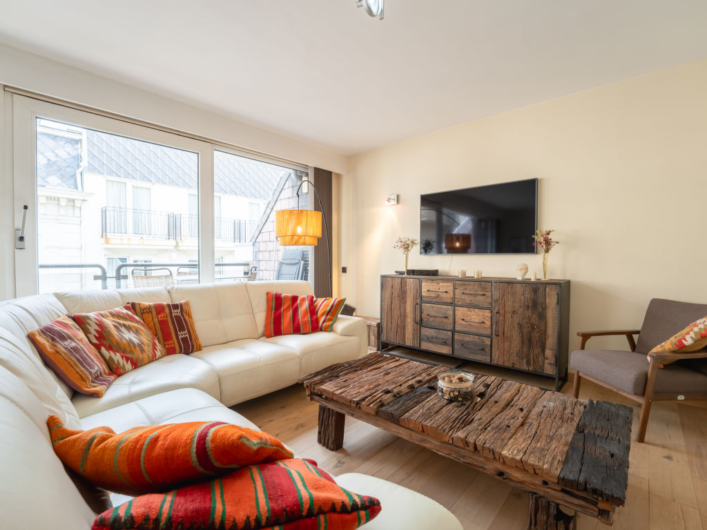 SeaRise with lateral sea view & parking | Boeken bij Flickmyhouse