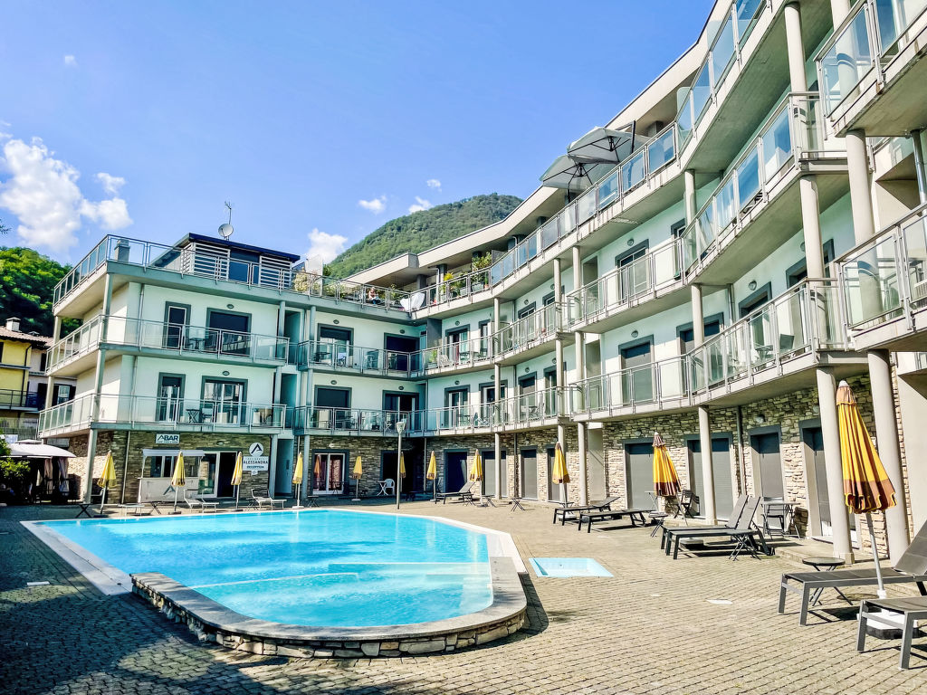 Alessandra | Boeken bij Flickmyhouse