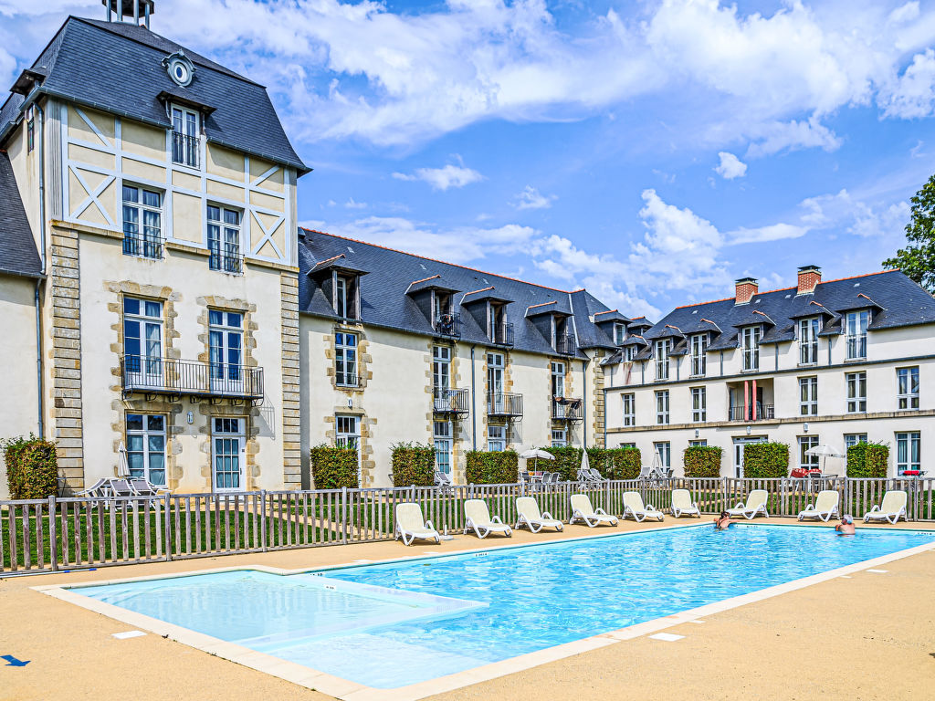 Le Château de Kergonano | Boeken bij Flickmyhouse