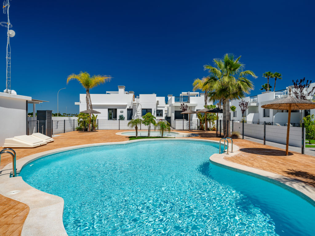 Vergel Beach | Boeken bij Flickmyhouse