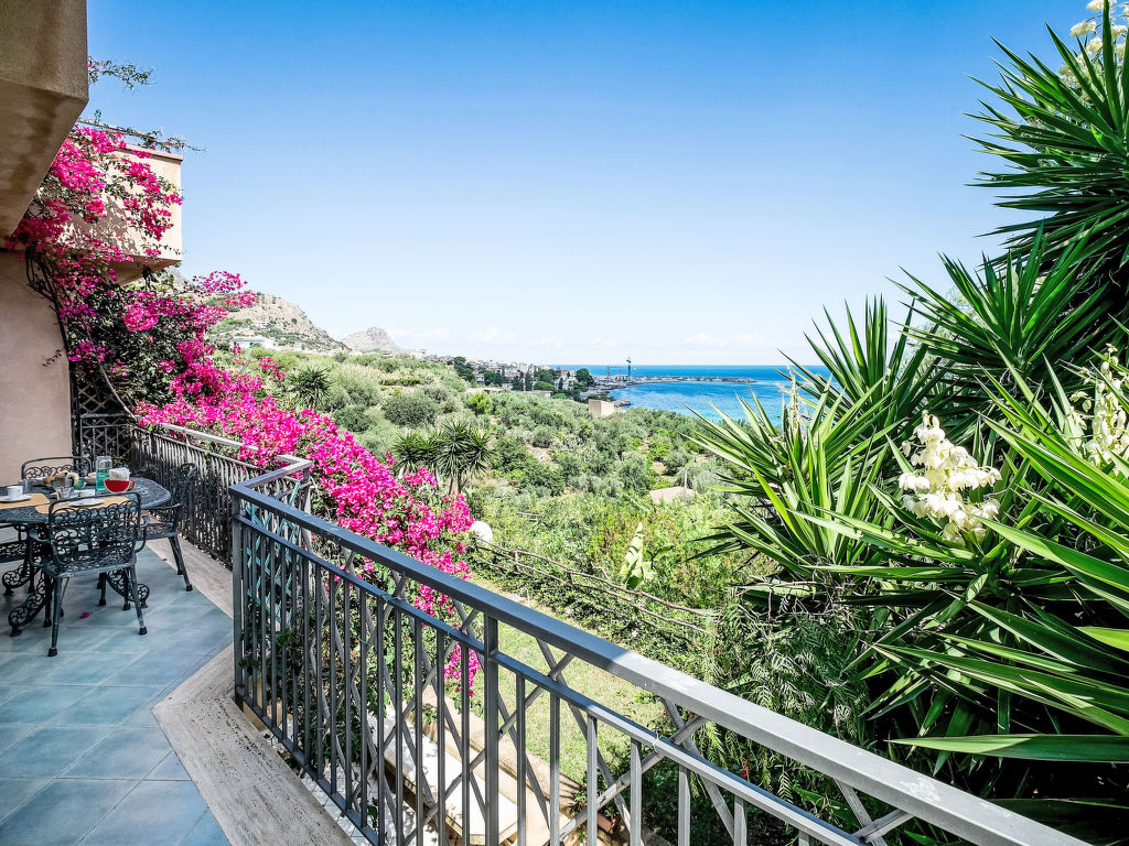 Cicladi Naxos | Boeken bij Flickmyhouse