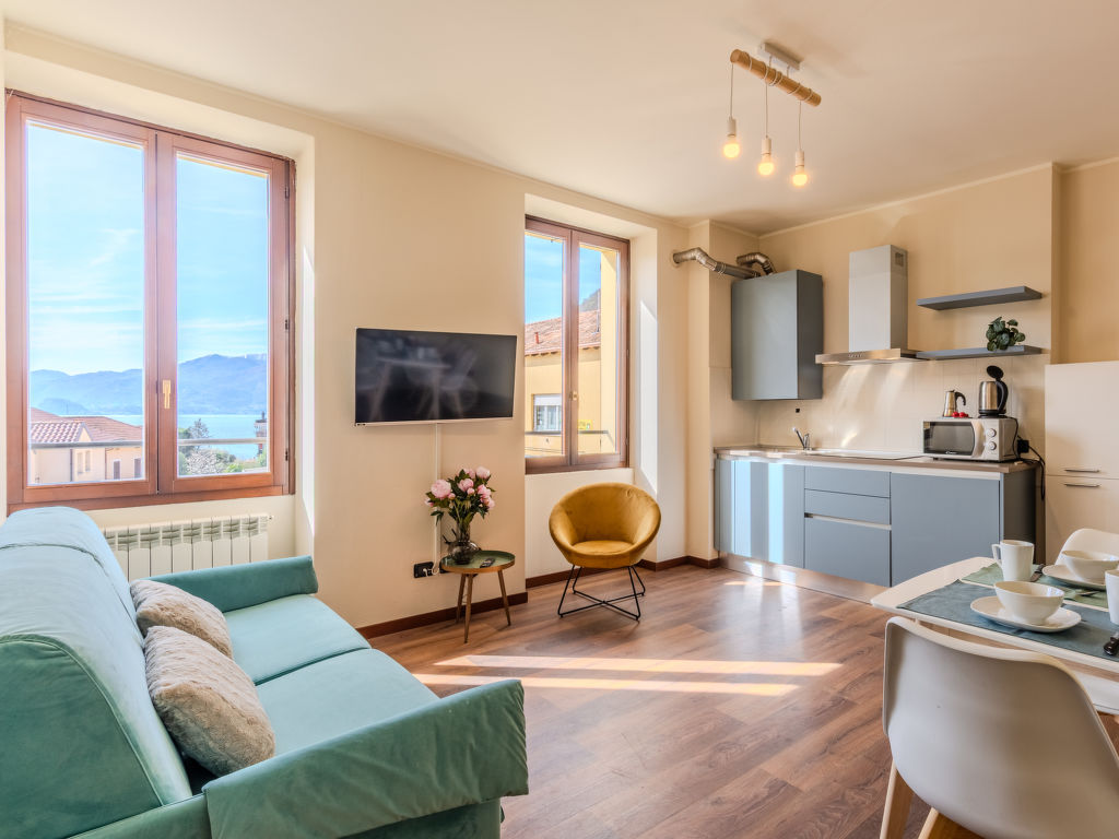 Piazza San Giuseppe | Boeken bij Flickmyhouse