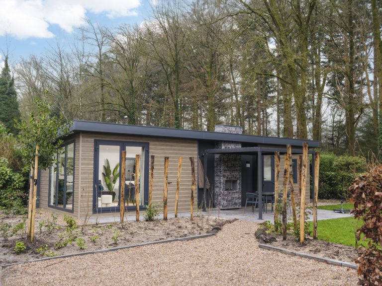 Luxe vakantiewoning voor 4 + 2 personen op een vakantiepark in Lieren op de Veluwe