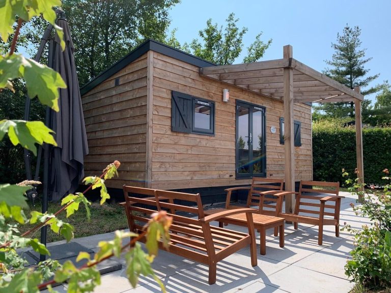 Gezellige 4 pers. tiny house op Vakantiepark Mölke