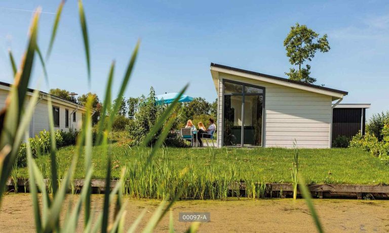 Knus chalet voor 5 personen op Parc de Ijsselhoeve in Nieuwerkerk aan den Ijssel