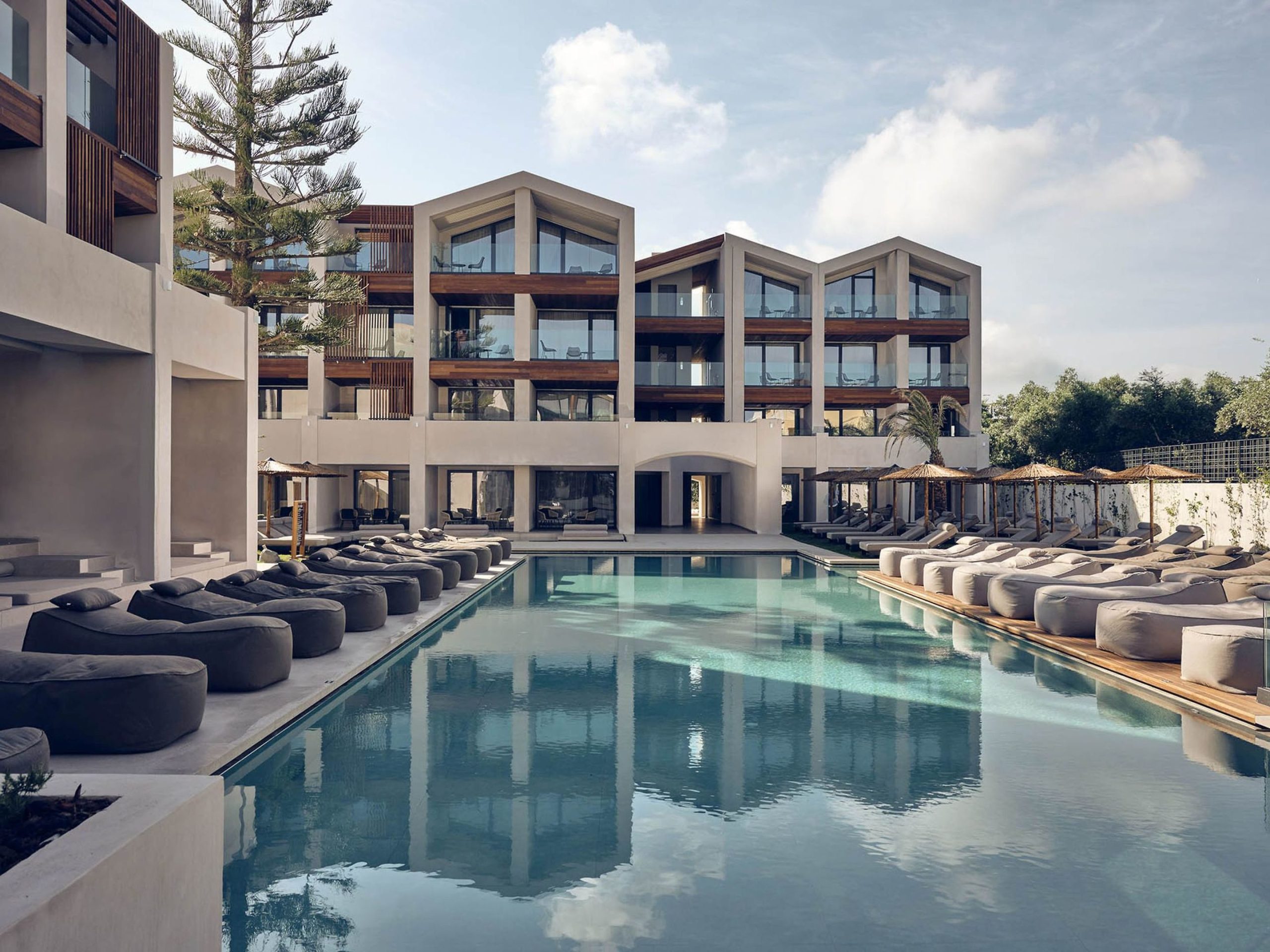 LiggingContessina Hotel is idyllisch gelegen in het rustige dorpje Tsilivi