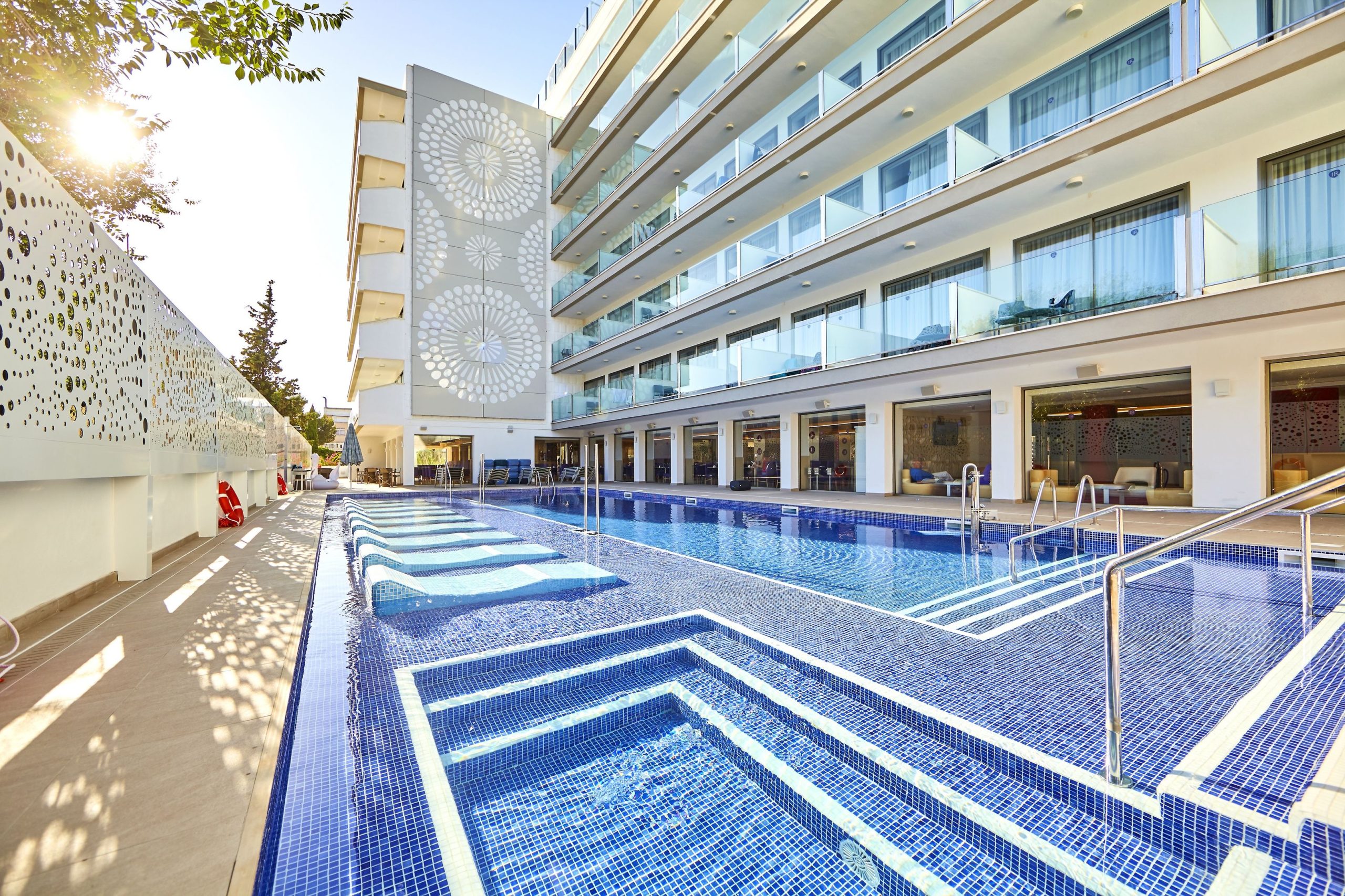 Adults only 18+LiggingIndico Rock Hotel Mallorca is gelegen in Playa de Palma