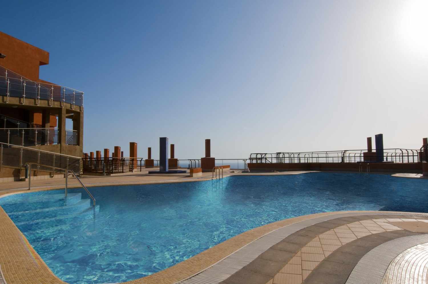 LiggingKN Aparthotel Panoramica bevindt zich op een heuvel in Torviscas Alto