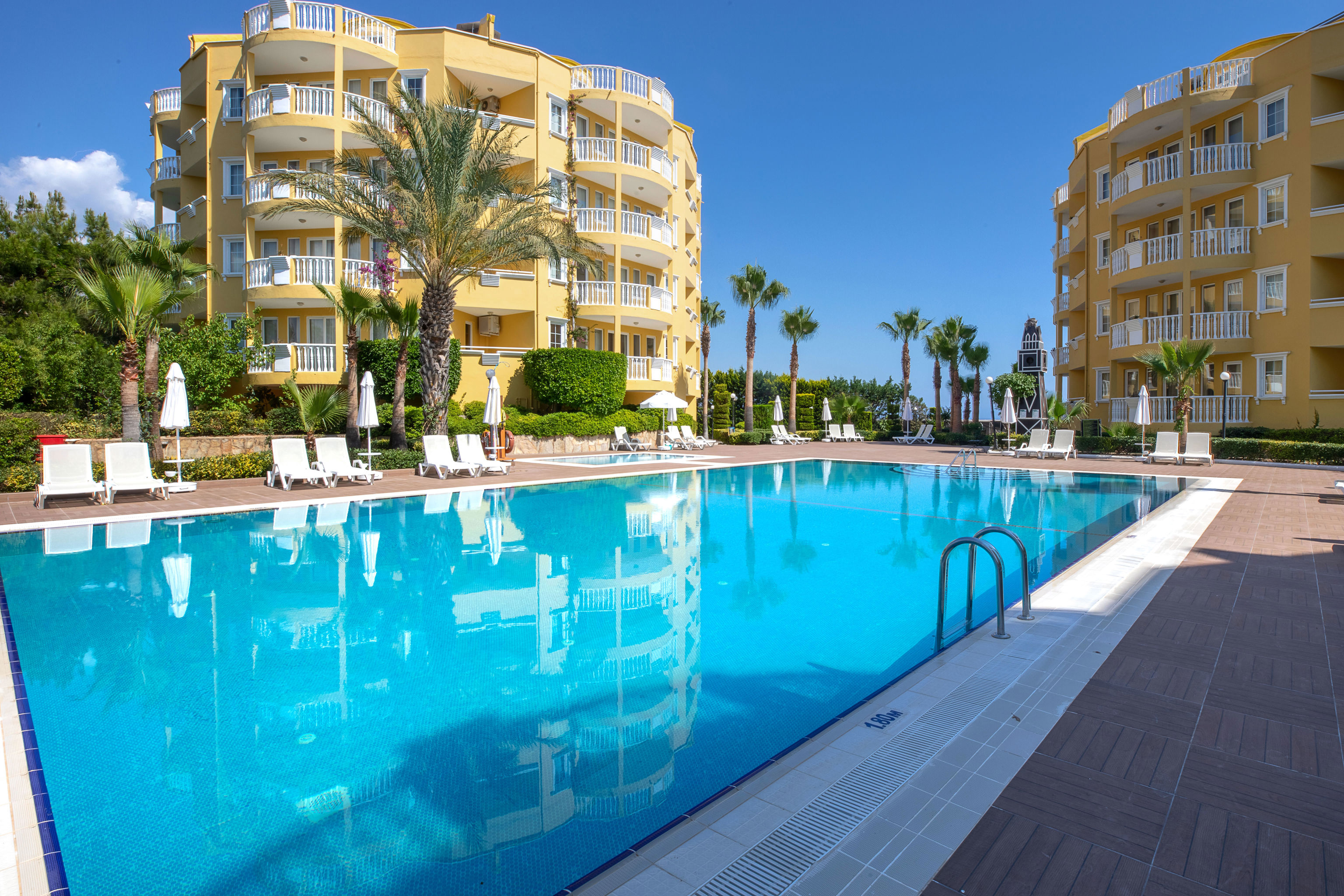 Club Paradiso | Reserveren bij Fliickmyhouse