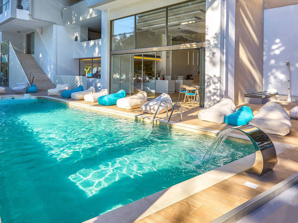 Triton | Reserveren bij Fliickmyhouse