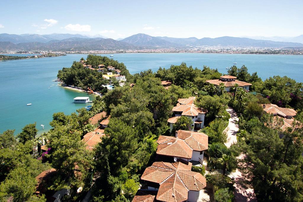 Letoonia Club en Hotel | Reserveren bij Fliickmyhouse