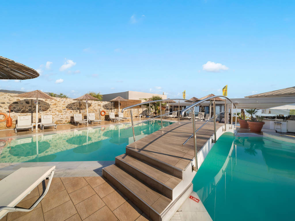 Aeolos Beach | Reserveren bij Fliickmyhouse