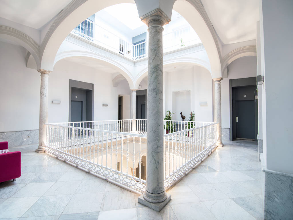 Petit Palace Santa Cruz | Reserveren bij Fliickmyhouse