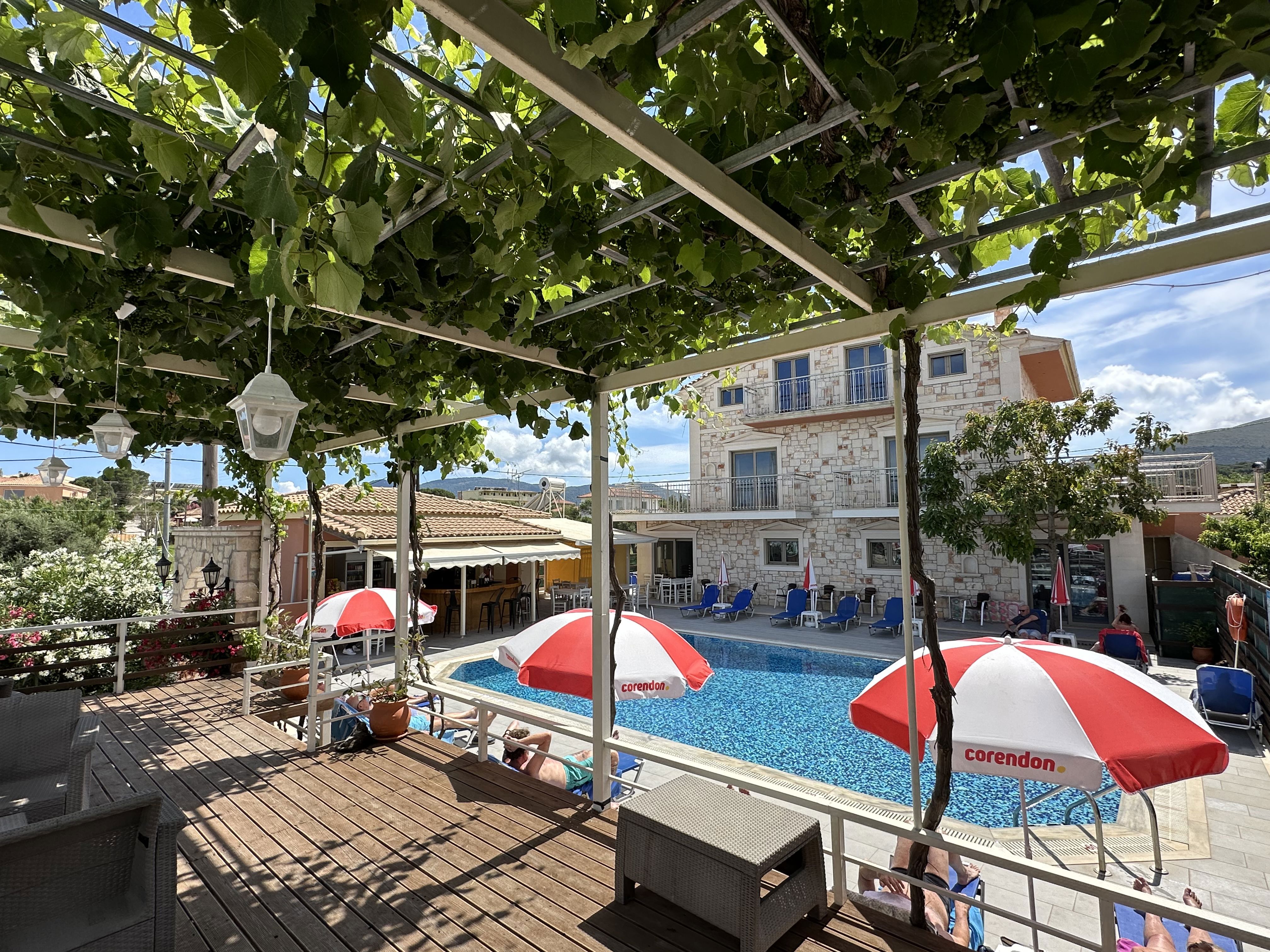 Kalimera Koukla | Reserveren bij Fliickmyhouse