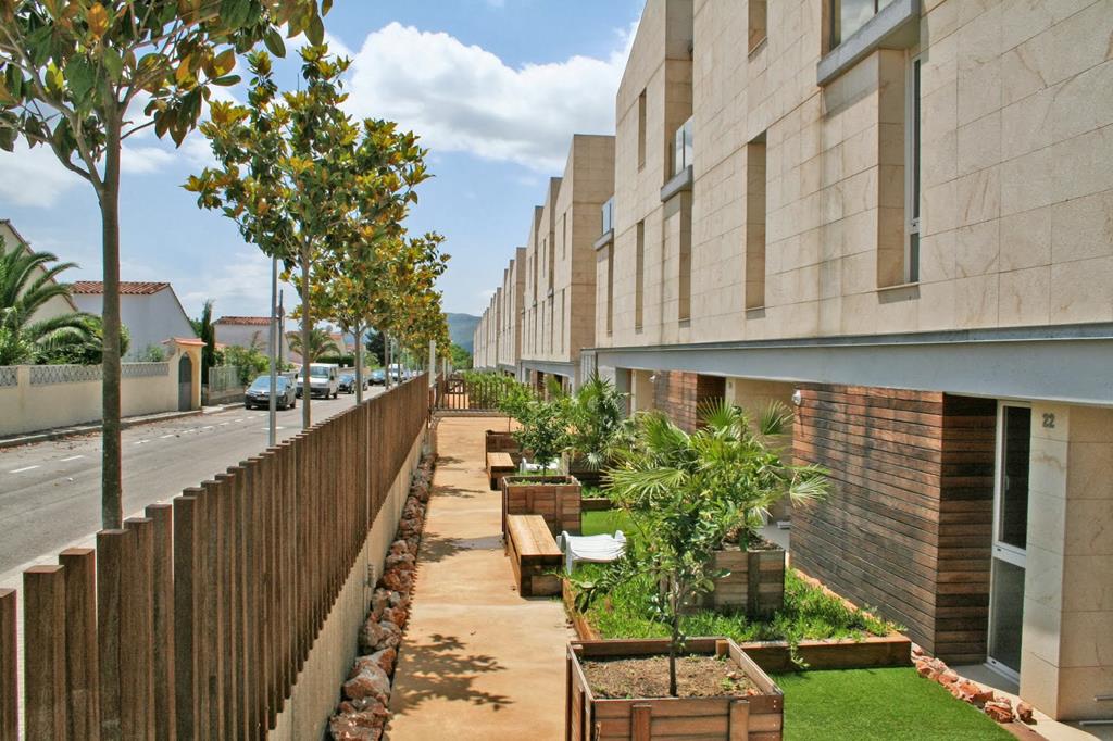 L Escala Resort | Reserveren bij Fliickmyhouse