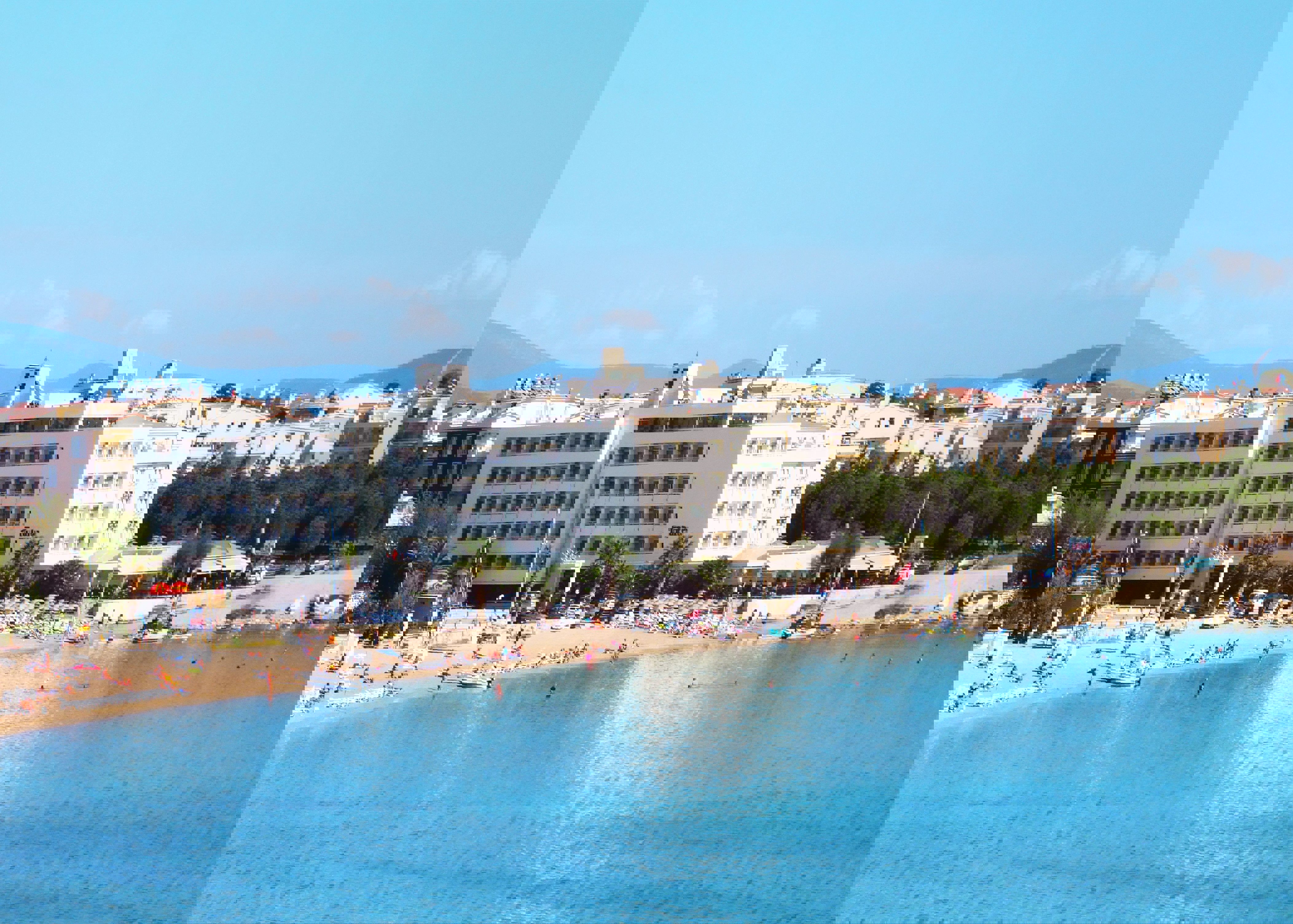 Tuntas Beach Altinkum | Reserveren bij Fliickmyhouse