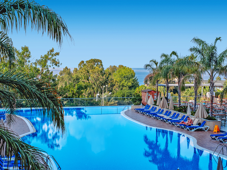 Michell Spa Beach Club | Reserveren bij Fliickmyhouse