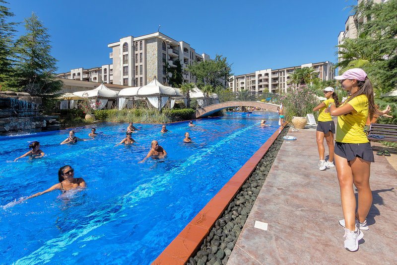 LiggingDit complex ligt op ongeveer 800 m van het strand