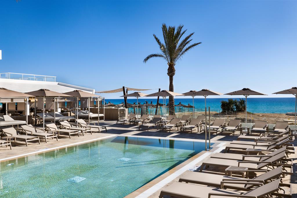 RIU La Mola | Reserveren bij Fliickmyhouse