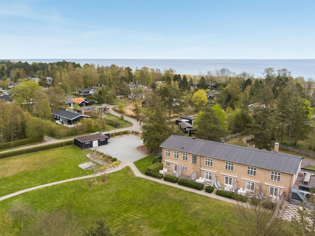 "Samson" - 100m from the sea | Boeken bij Flickmyhouse