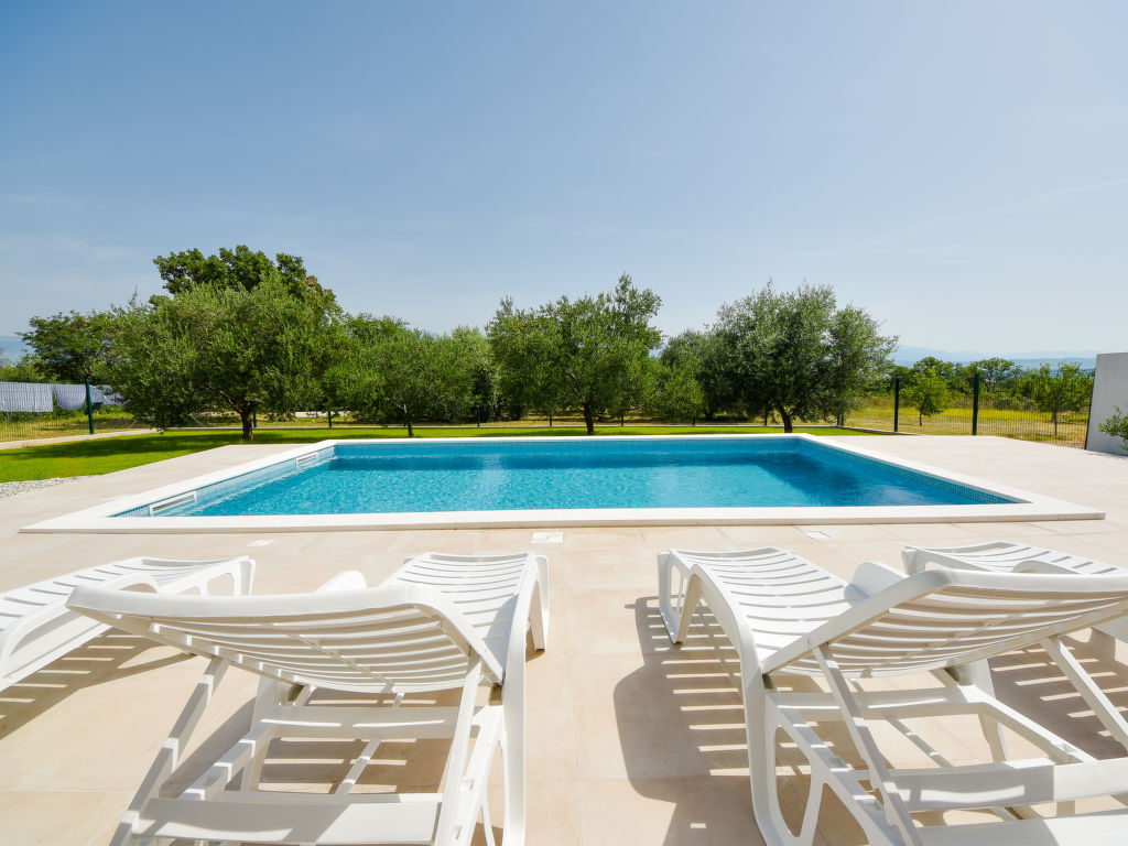 Elena | Boeken bij Flickmyhouse