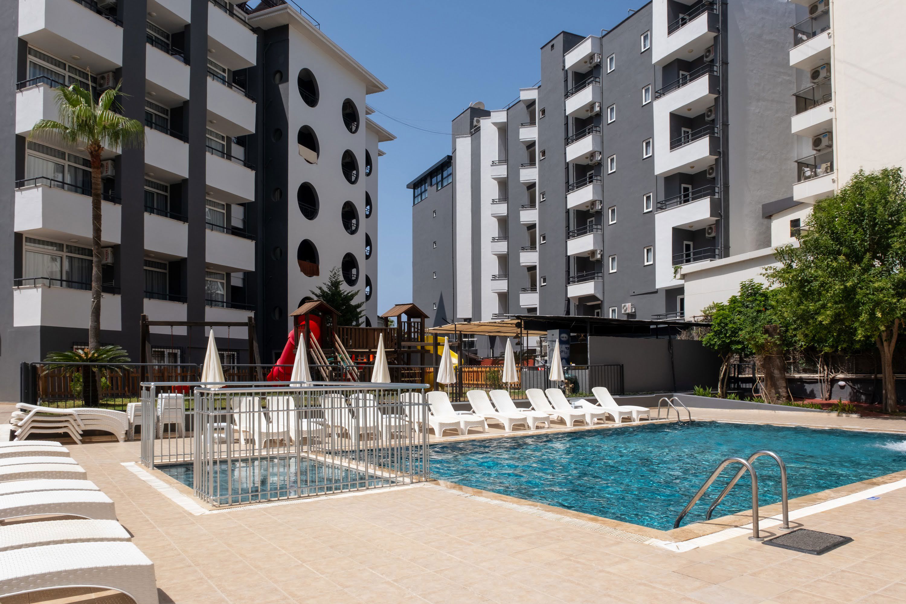 Krizantem | Reserveren bij Fliickmyhouse