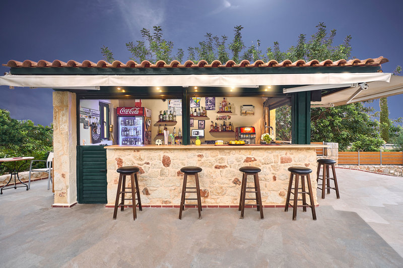 LiggingDit aparthotel bevindt zich in Stalis / Stalida