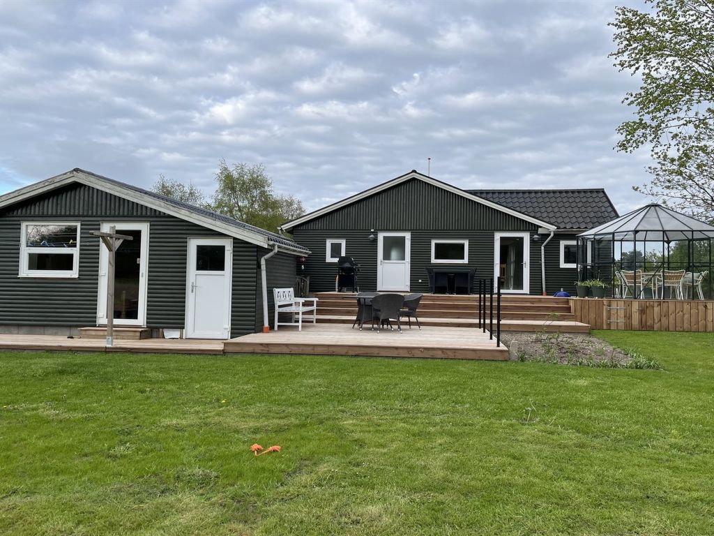 "Naya" - 500m from the sea | Boeken bij Flickmyhouse