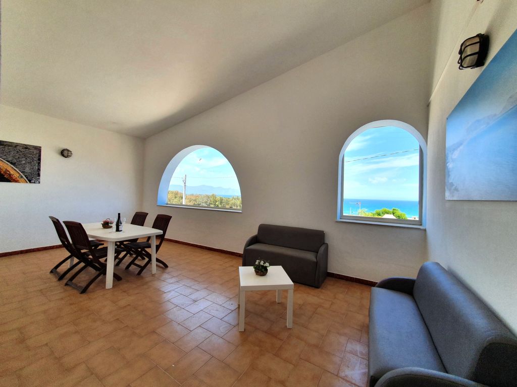 Terrazza sul Mare | Boeken bij Flickmyhouse