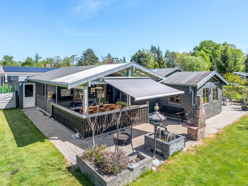 "Eljena" - 550m from the sea | Boeken bij Flickmyhouse