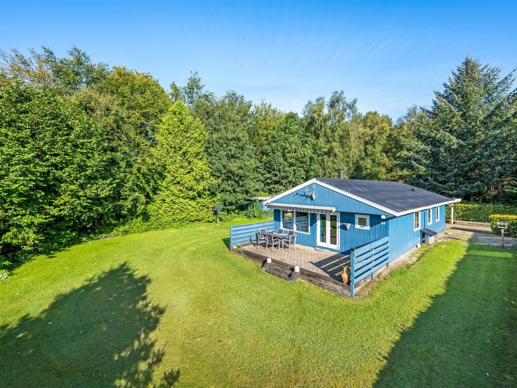 "Diuri" - 30km from the sea | Boeken bij Flickmyhouse