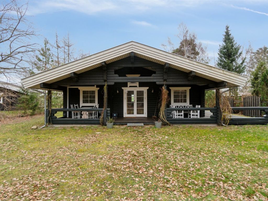 "Brynjolf" - 1km from the sea | Boeken bij Flickmyhouse