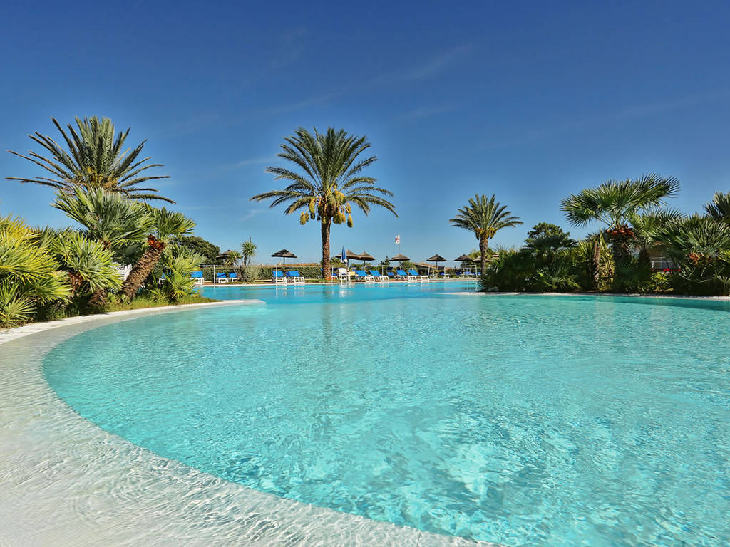 Liscia Eldi Resort | Reserveren bij Fliickmyhouse