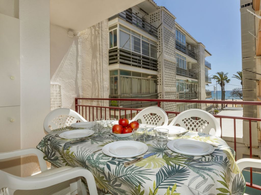 Oasis Cambrils | Boeken bij Flickmyhouse