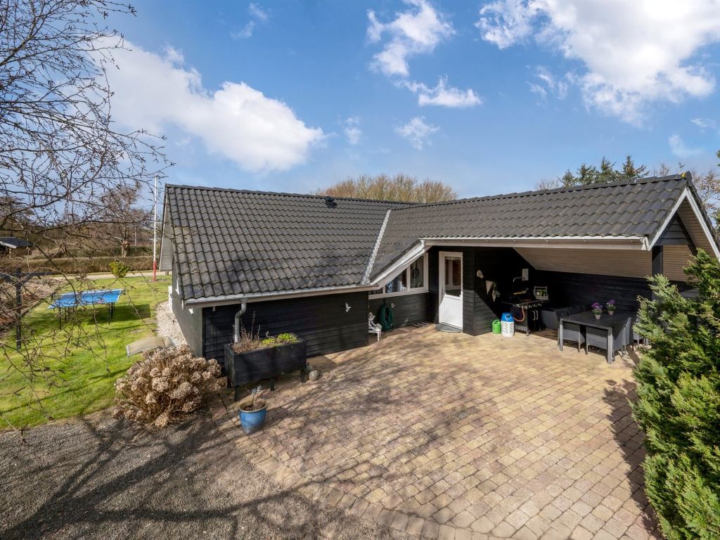 "Tinne" - 800m to the inlet | Boeken bij Flickmyhouse