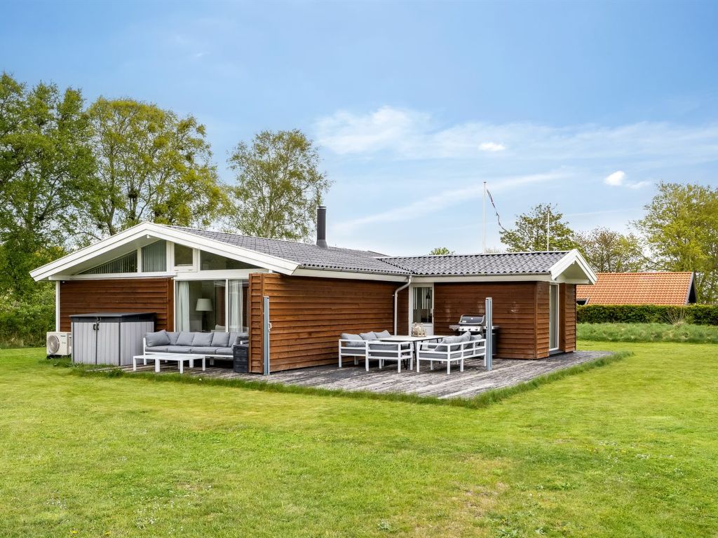 "Karin" - 300m from the sea | Boeken bij Flickmyhouse