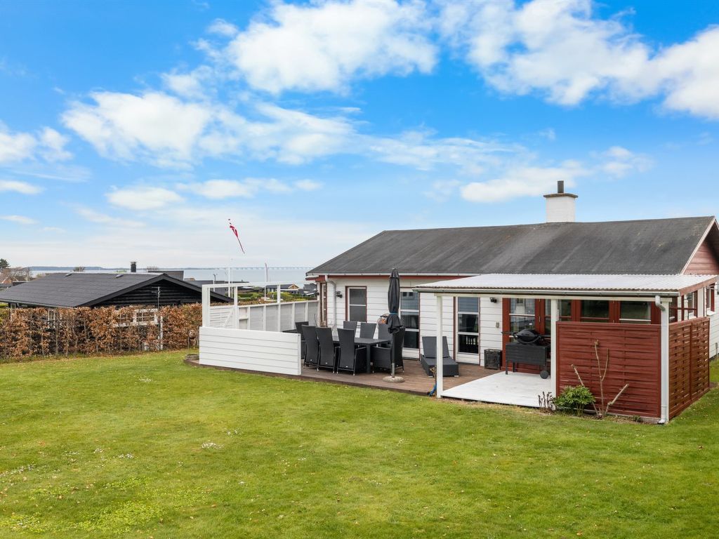 "Elline" - 200m from the sea | Boeken bij Flickmyhouse