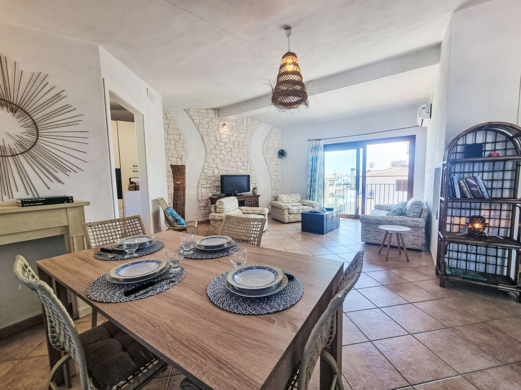 Crystal Sea Apartment | Boeken bij Flickmyhouse