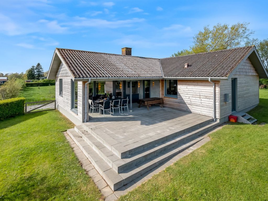 "Fridoline" - 450m from the sea | Boeken bij Flickmyhouse