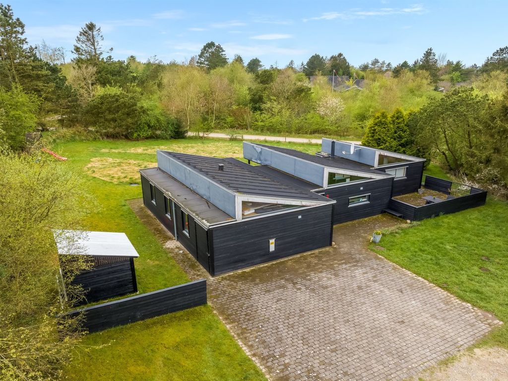 "Ginne" - 1km to the inlet | Boeken bij Flickmyhouse