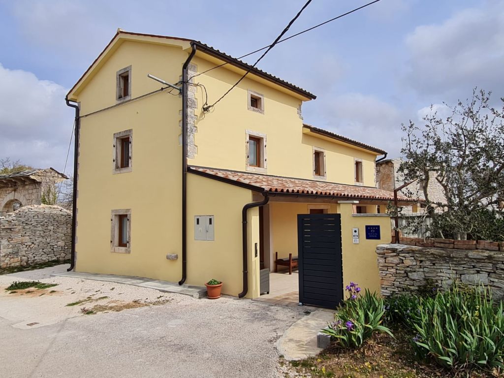 Casa Bella | Boeken bij Flickmyhouse