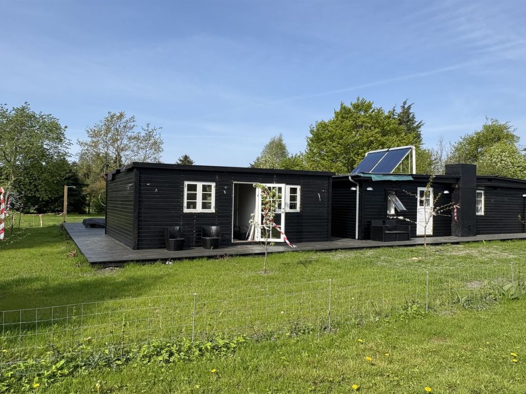 "Thrym" - 2.5km from the sea | Boeken bij Flickmyhouse