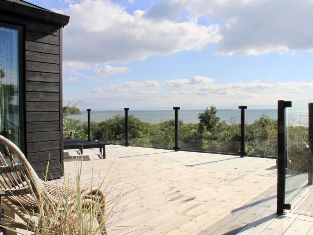 "Valia" - 20m from the sea | Boeken bij Flickmyhouse