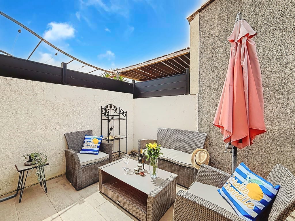 Maison Valoma | Boeken bij Flickmyhouse