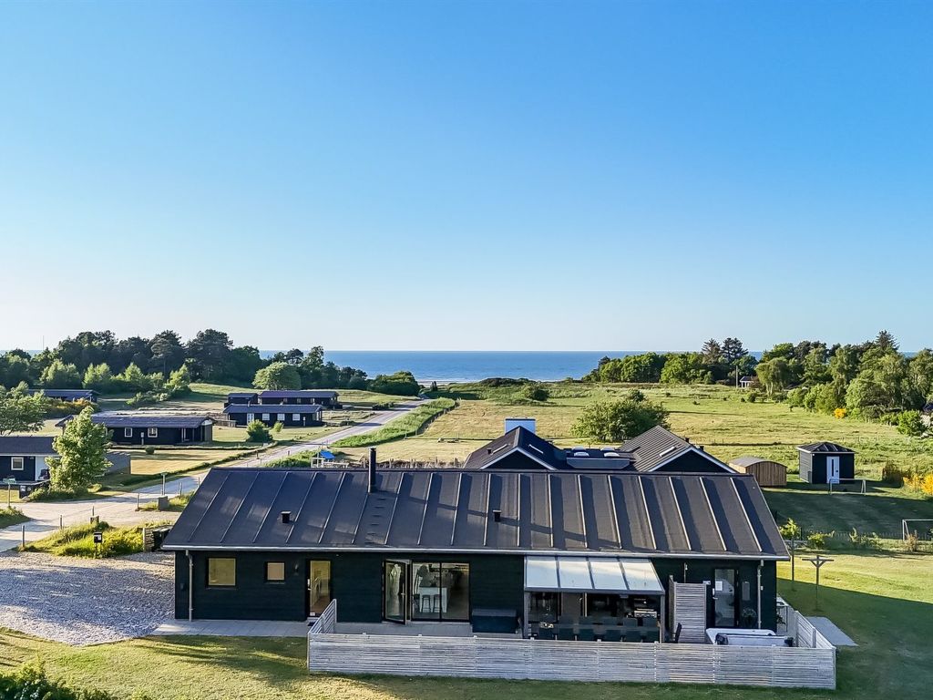 "Finulf" - 300m from the sea | Boeken bij Flickmyhouse