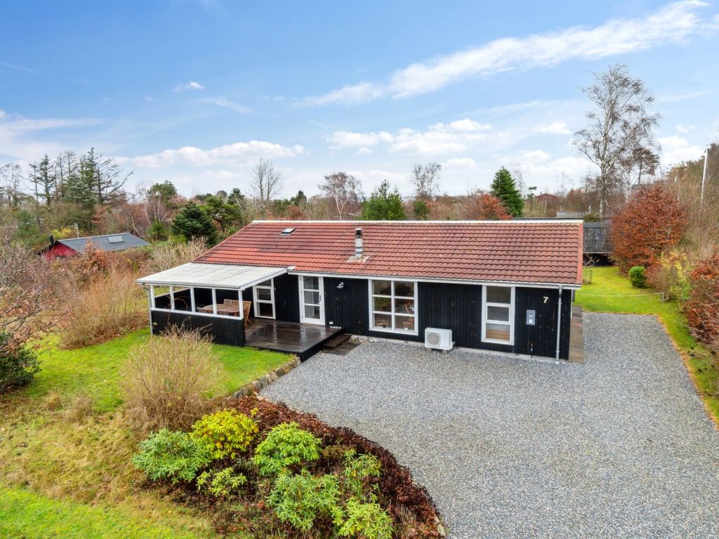 "Rik" - 2km from the sea | Boeken bij Flickmyhouse