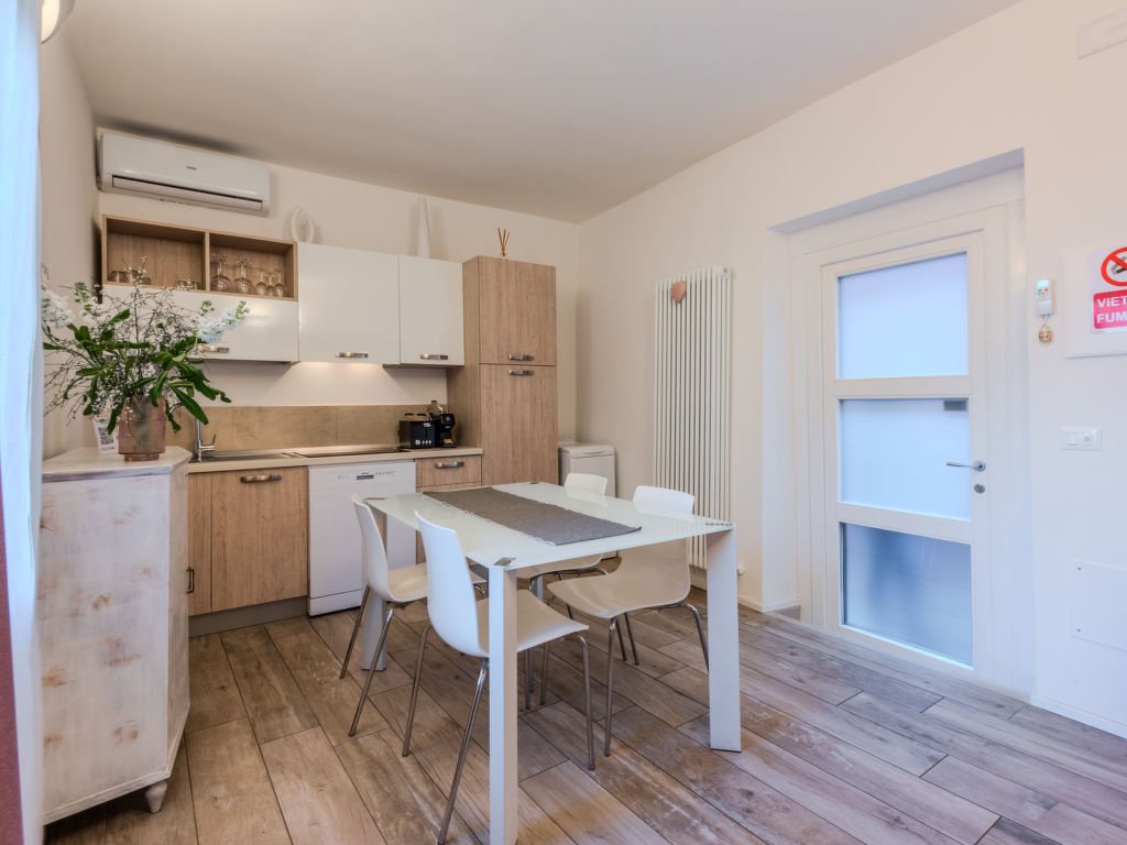 Peak Nest | Boeken bij Flickmyhouse